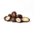 Vegan: Mandeln, geröstet, in feinem Kakao-Mantel, von NUYU NUTS